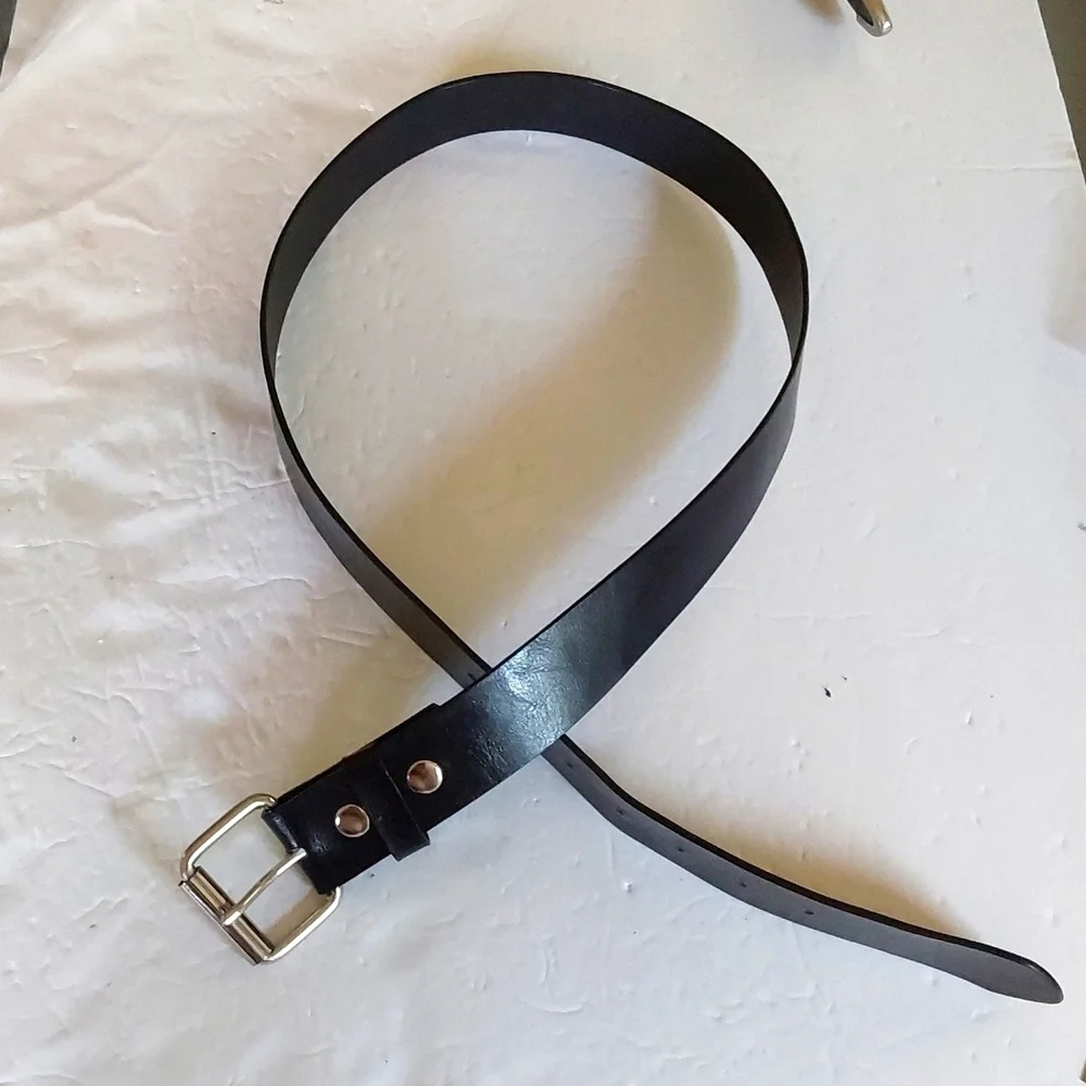 Modern mens size